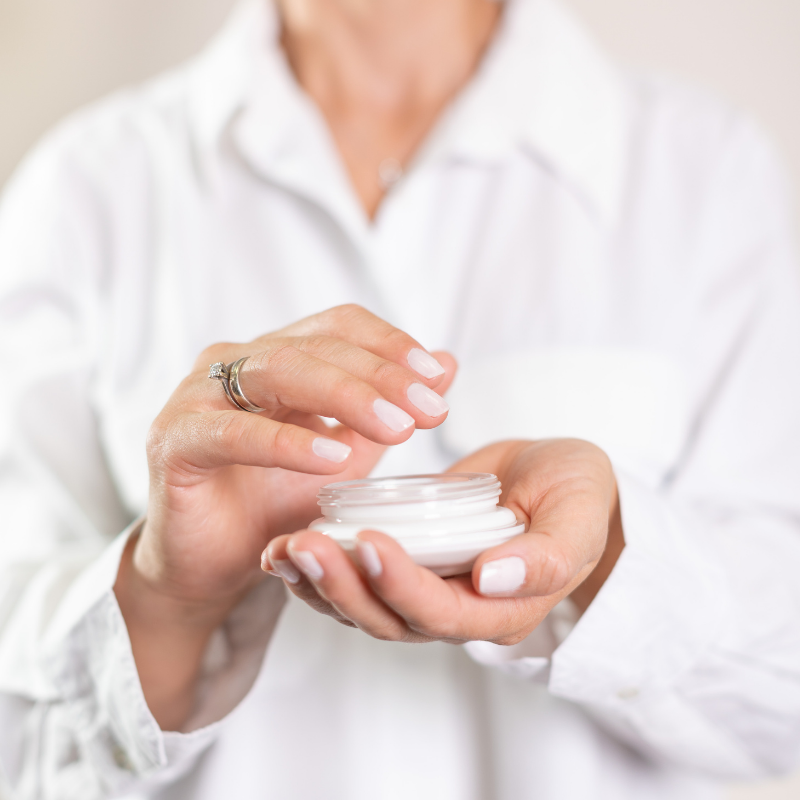 Crème de jour anti-âge pour le visage, le cou et le décolleté, SPF30, 50ml.